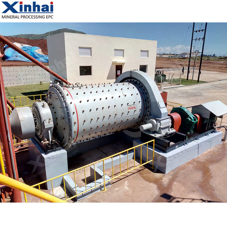 Wet rod mill for coarse grinding